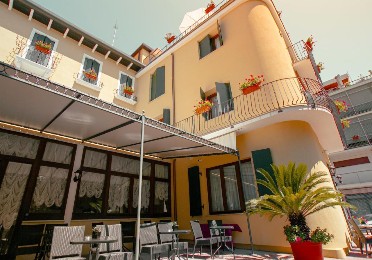 Hotel Edera 3*