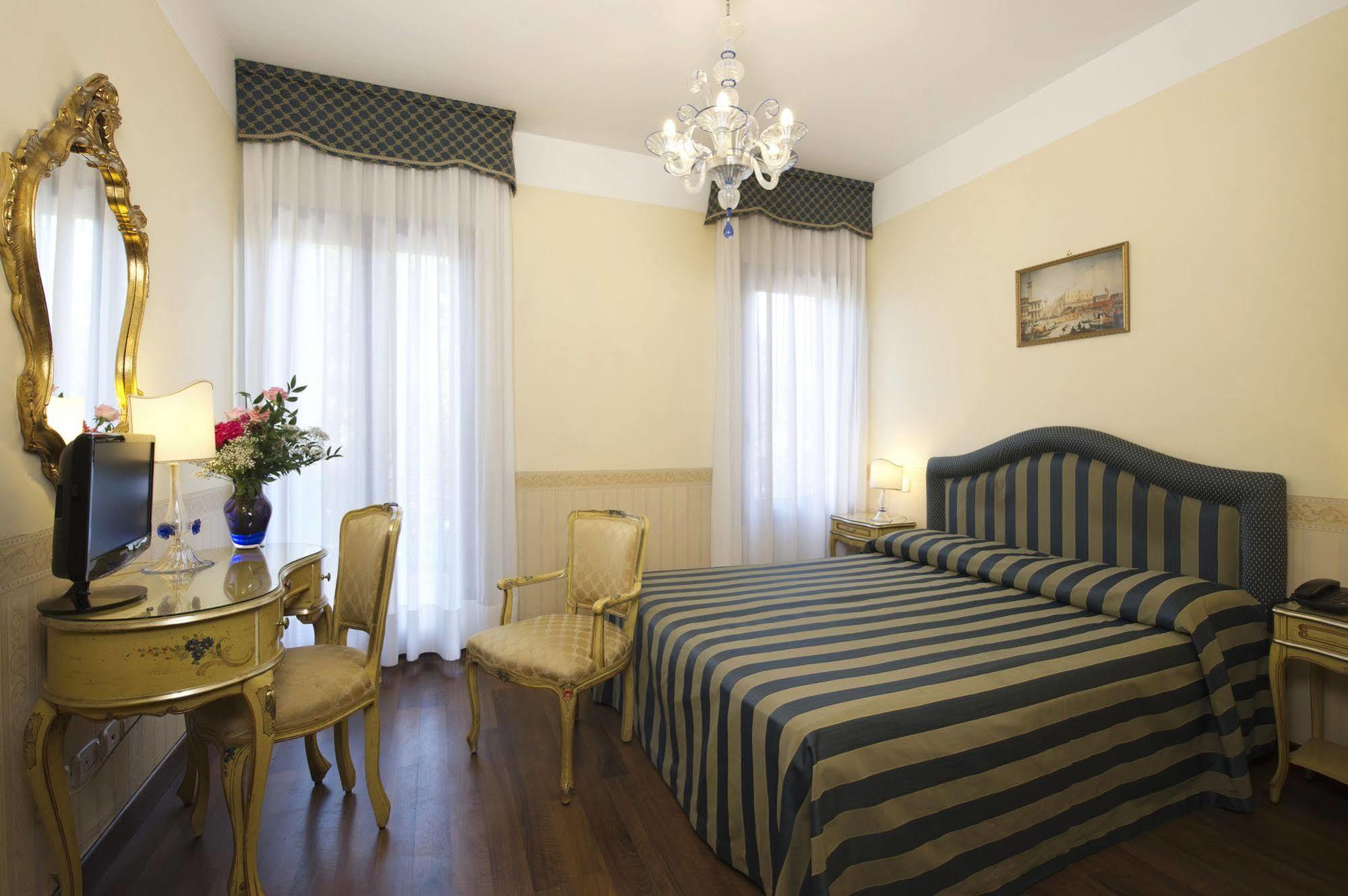 Edera 3* Venetië-Lido