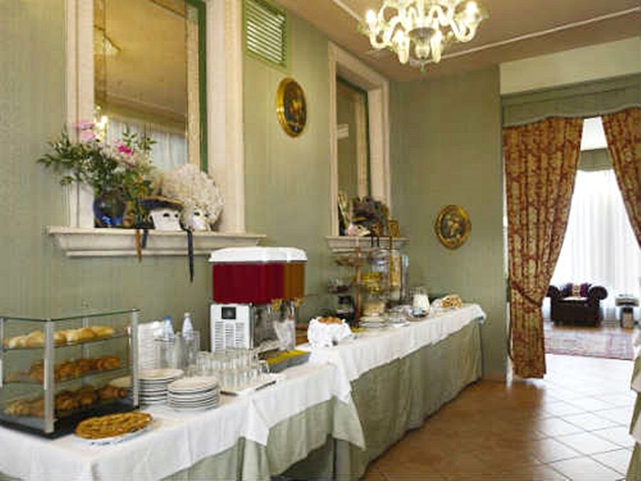 Edera Hotel