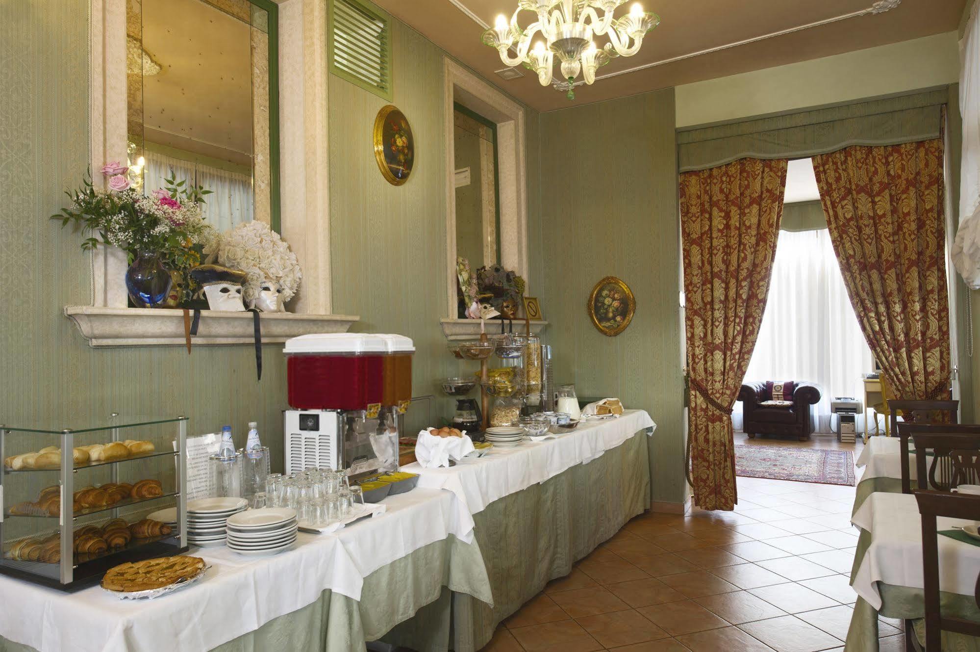 Edera 3* Venetië-Lido
